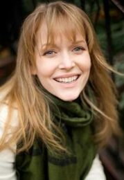 Chelah Horsdal