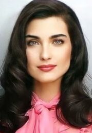 Tuba Büyüküstün
