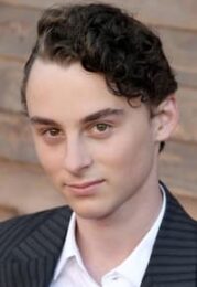 Wyatt Oleff